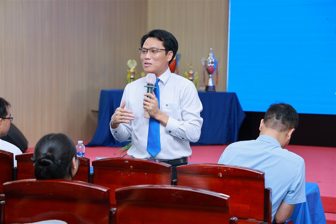 Chào đón Tân sinh viên Khóa 2025 của Khoa Cơ điện – Điện tử