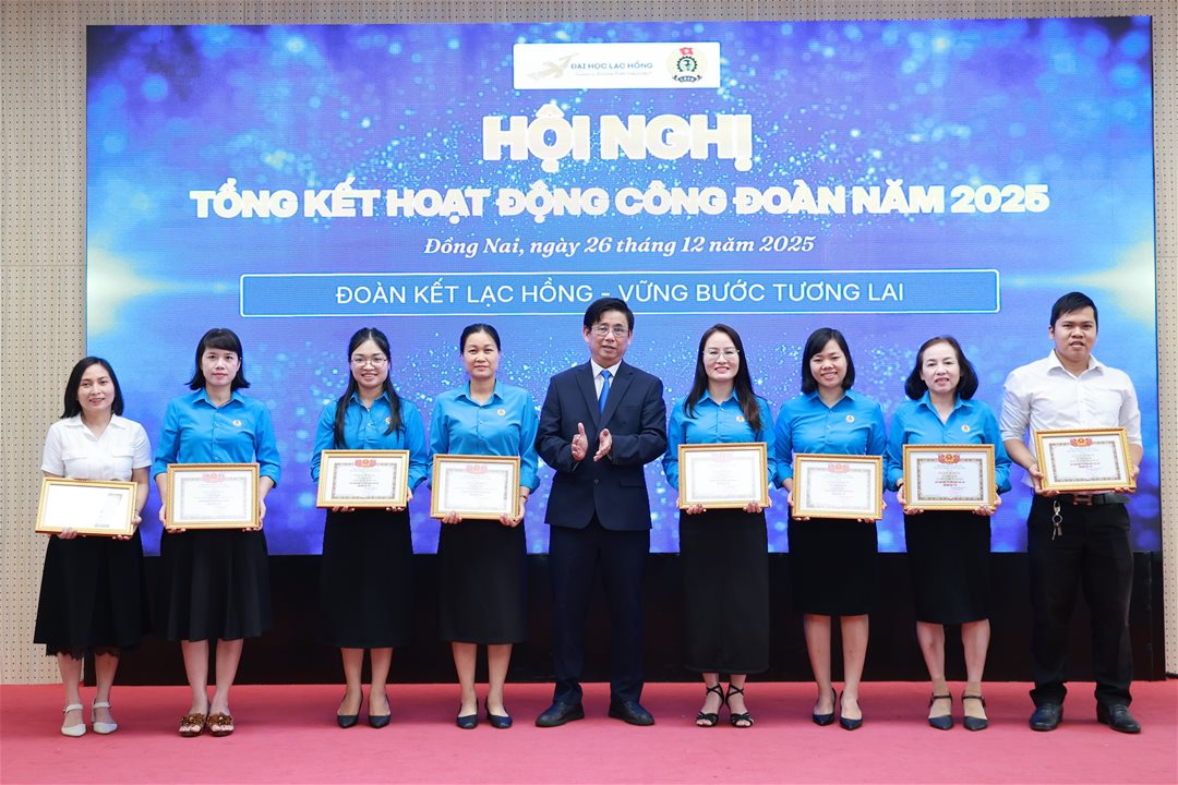 LHU lan tỏa tinh thần thi đua, gắn kết đội ngũ Nhà giáo và Người Lao động