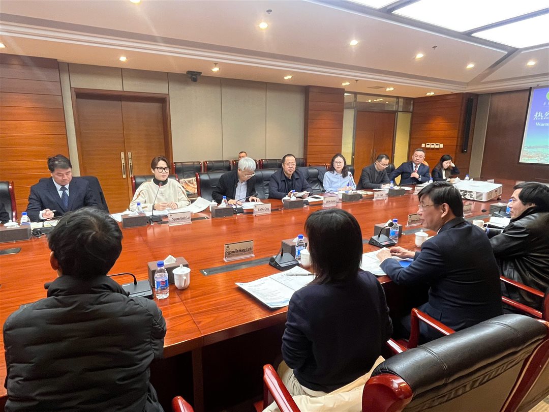 Tăng cường hợp tác giáo dục quốc tế: Chuyến công tác ý nghĩa của ĐH Lạc Hồng tại ĐH Lỗ Đông